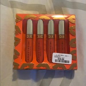Anastasia Beverly Hills lip kit